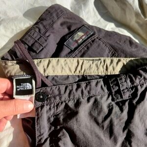 Awesome North Face Charcoal and Beige Cargo Shorts! Women's 12. Seven Pockets!
